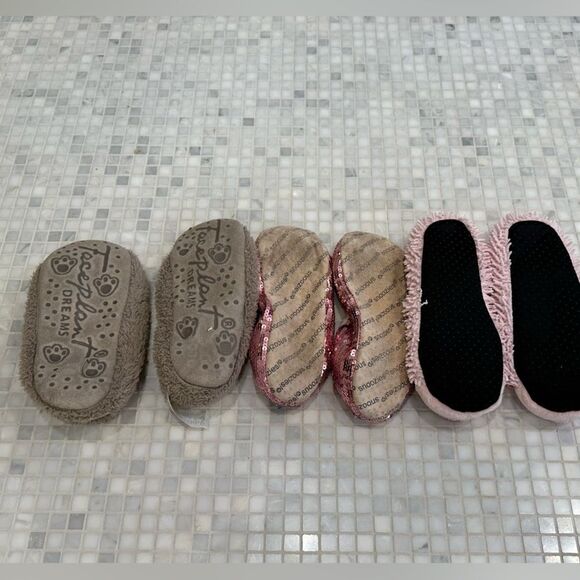 Lot of Three Girls/Women’s House Shoes Slippers (Pink Sequin, Rabbit, Pig) - Picture 10 of 12
